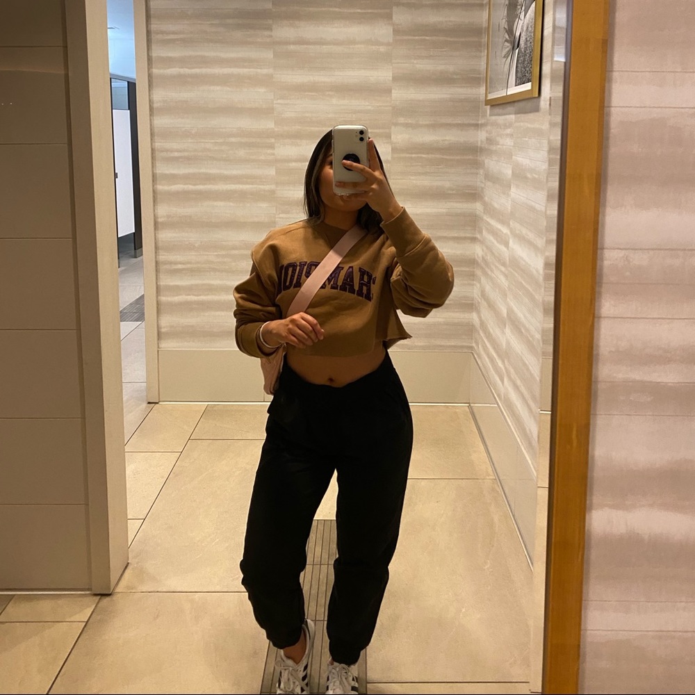 CLOTHES